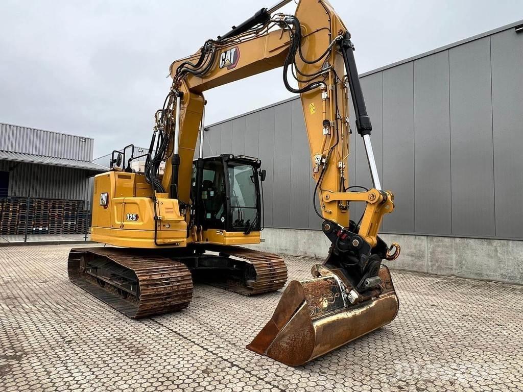 CAT 325-07B Paletli ekskavatörler
