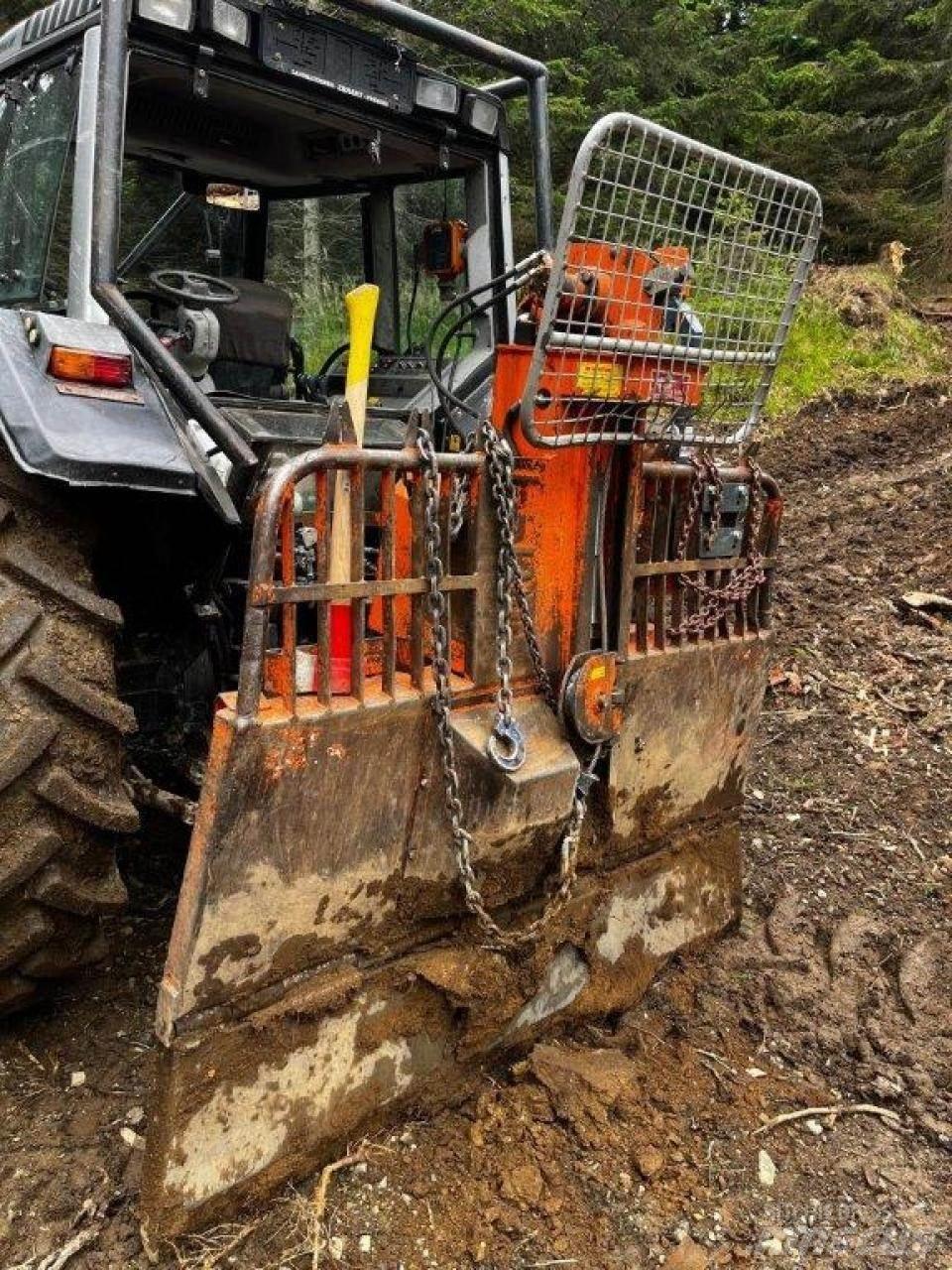 Valtra 6550 Orman traktörleri
