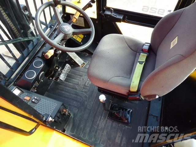 JCB 926 Arazi tipi forklift