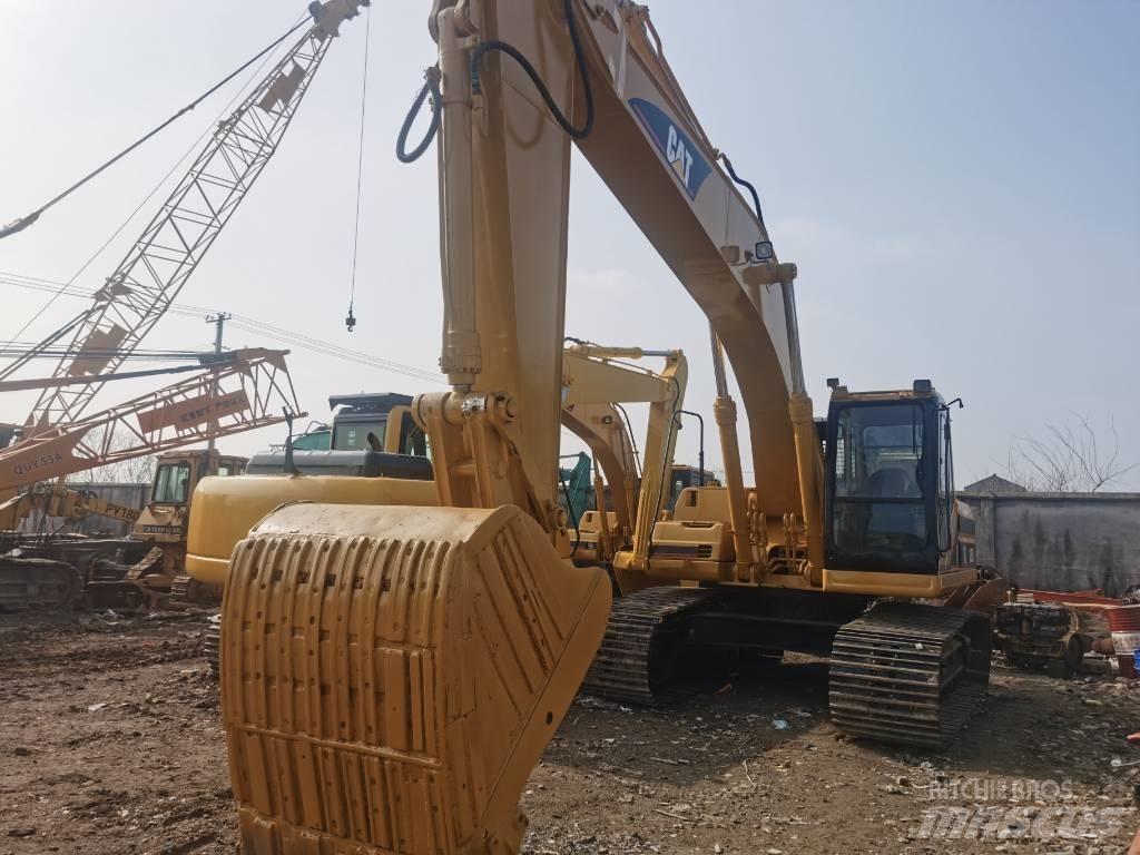 CAT 325 B Paletli ekskavatörler