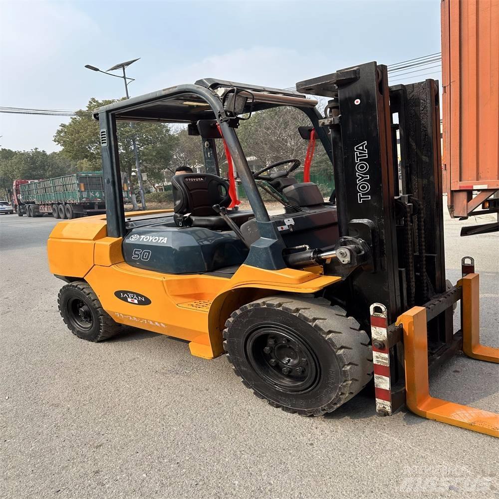 Toyota 02-7FDA50 Dizel forkliftler