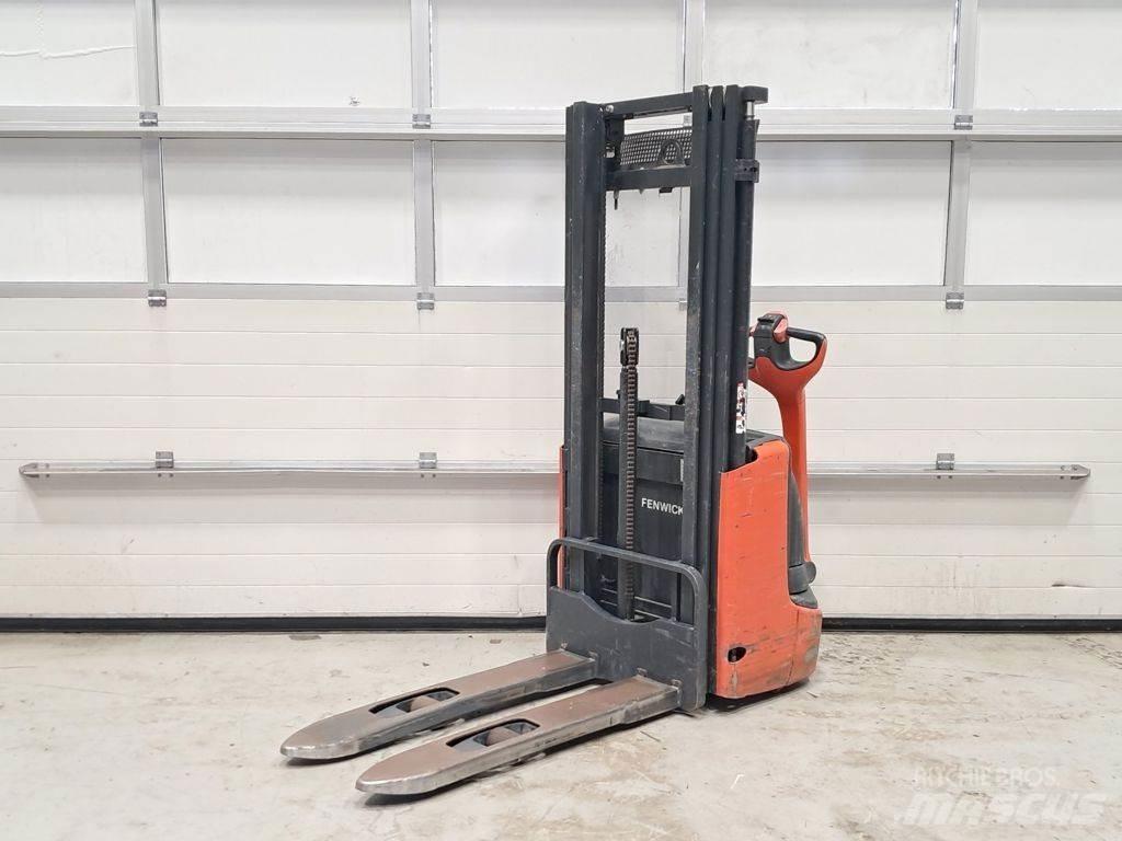 Linde L10 Yaya kumandali istif makinasi