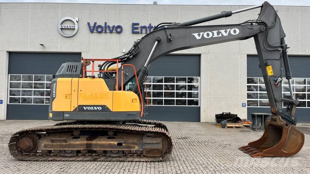 Volvo ECR355EL Paletli ekskavatörler