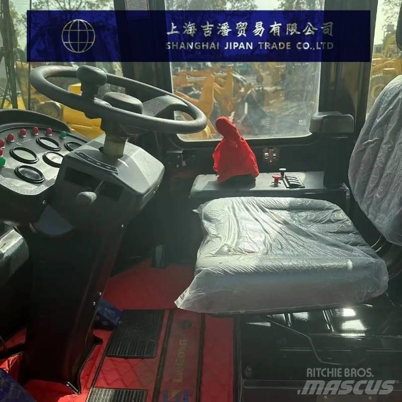 LiuGong CLG 836 Tekerlekli yükleyiciler