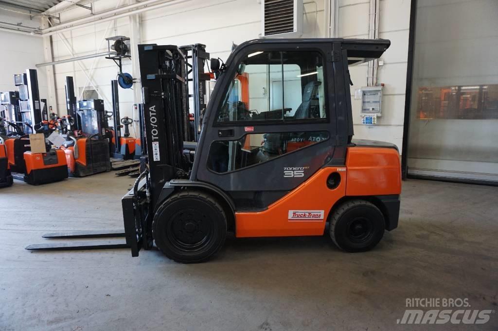 Toyota 06-8FDJ35F Dizel forkliftler