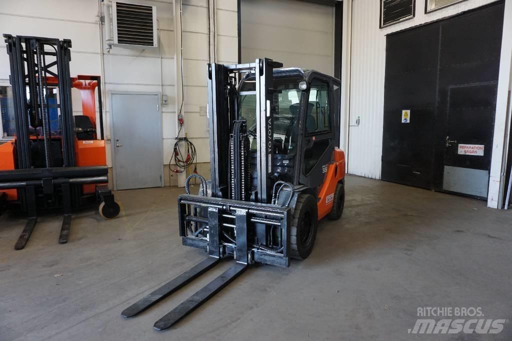 Toyota 06-8FDJ35F Dizel forkliftler