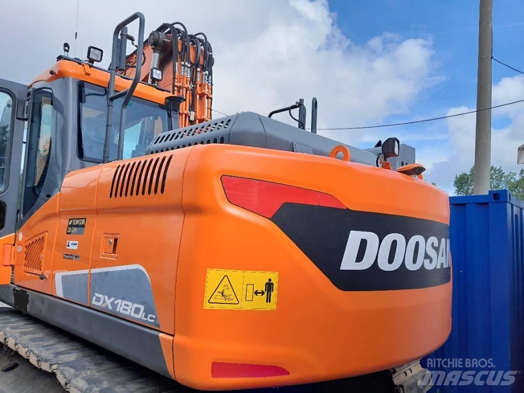 Doosan DX180LC-5 Paletli ekskavatörler