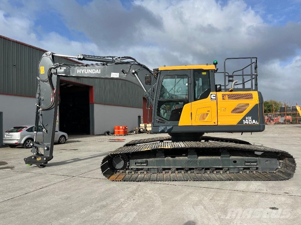 Hyundai HX 140 AL Paletli ekskavatörler