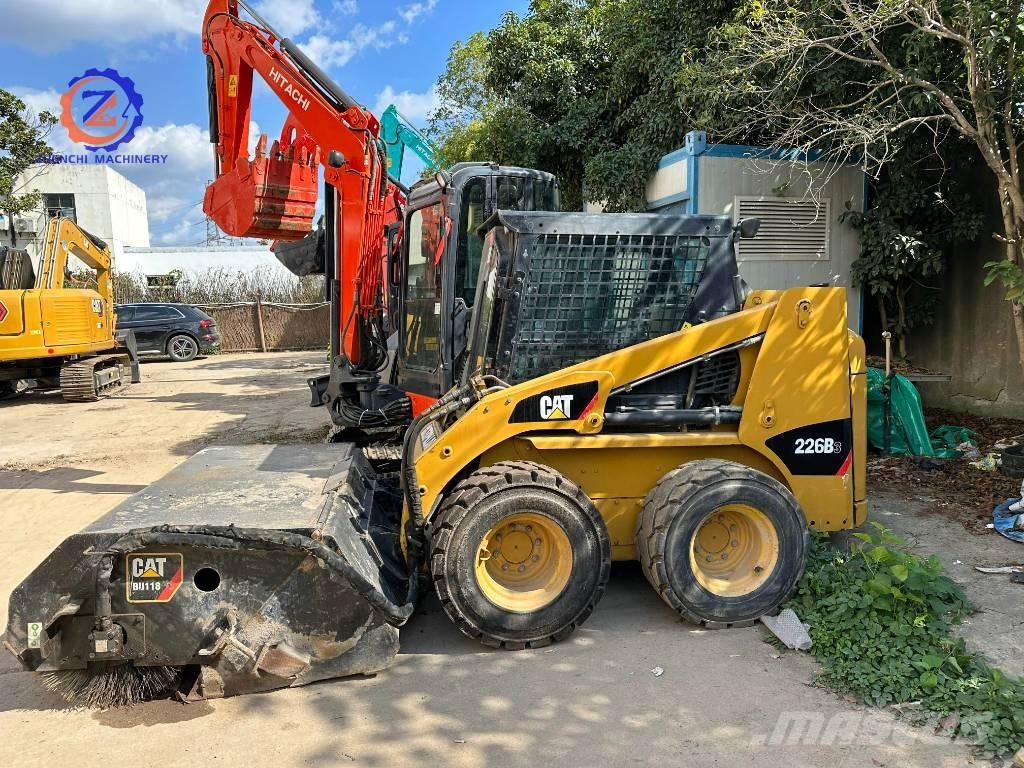 CAT 226 B Skid steer loderler