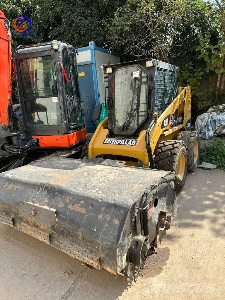 CAT 226 B Skid steer loderler