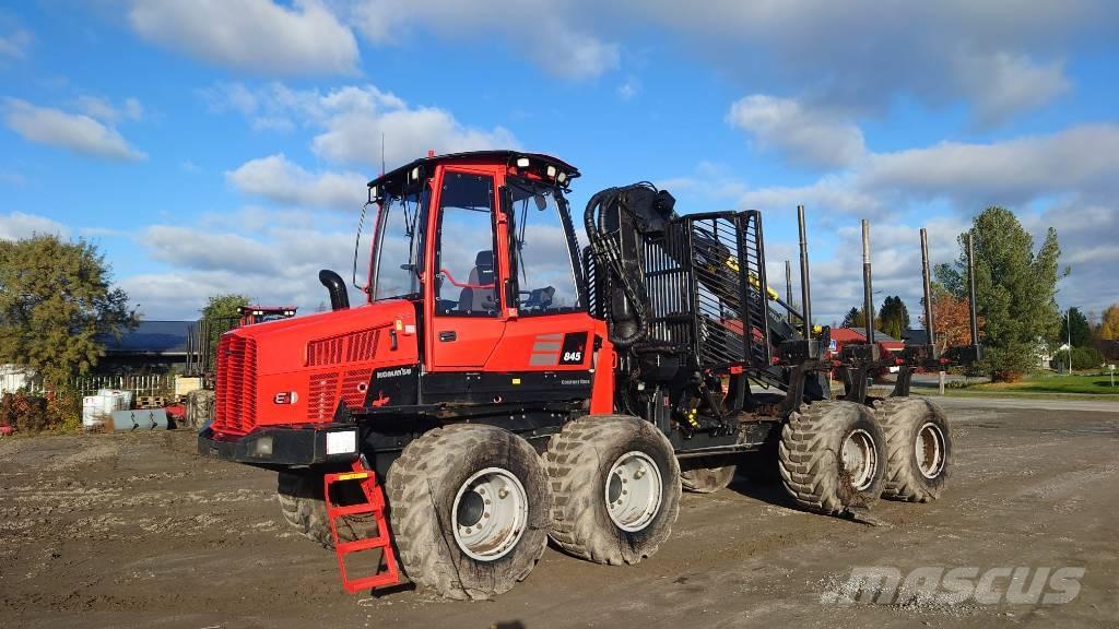 Komatsu 845 Tomruk yükleyici traktörler