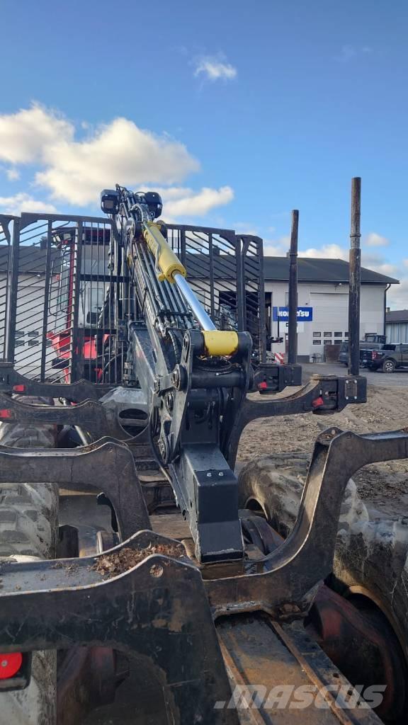 Komatsu 845 Tomruk yükleyici traktörler