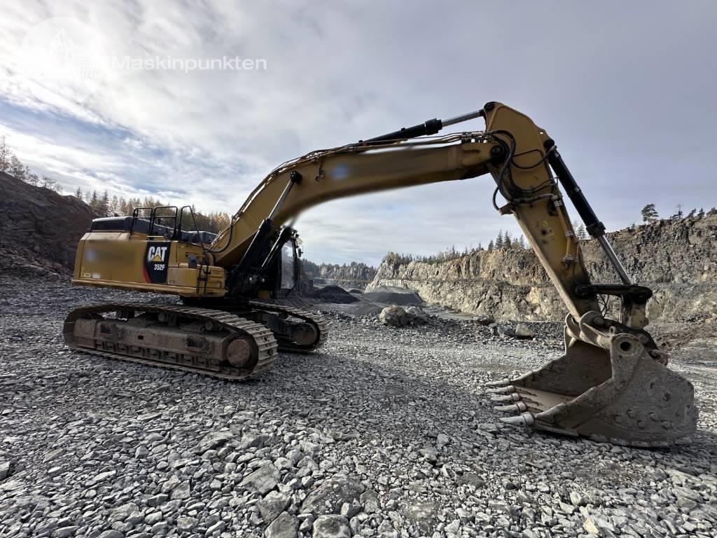 CAT 352 F Paletli ekskavatörler