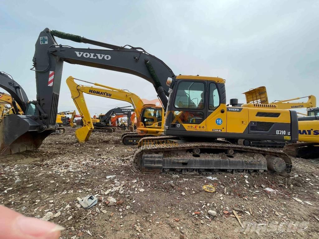 Volvo EC 290 B LC Paletli ekskavatörler