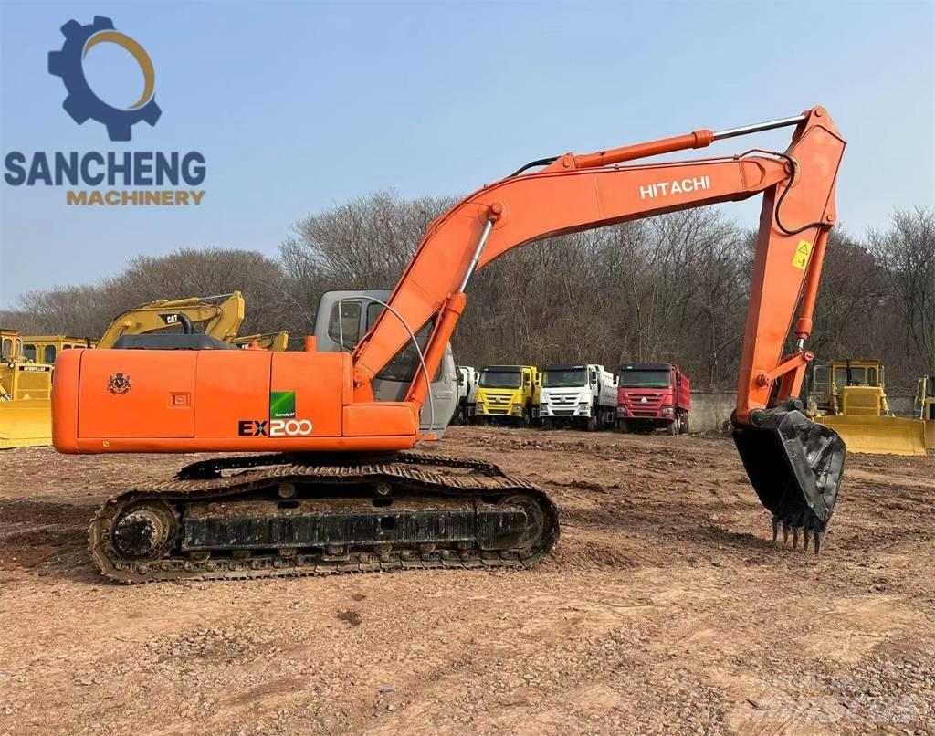 Hitachi EX 200 Paletli ekskavatörler