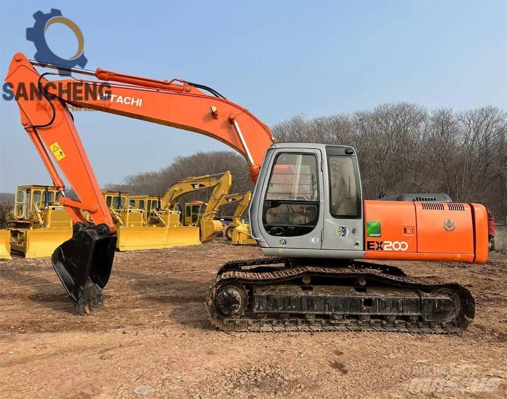 Hitachi EX 200 Paletli ekskavatörler