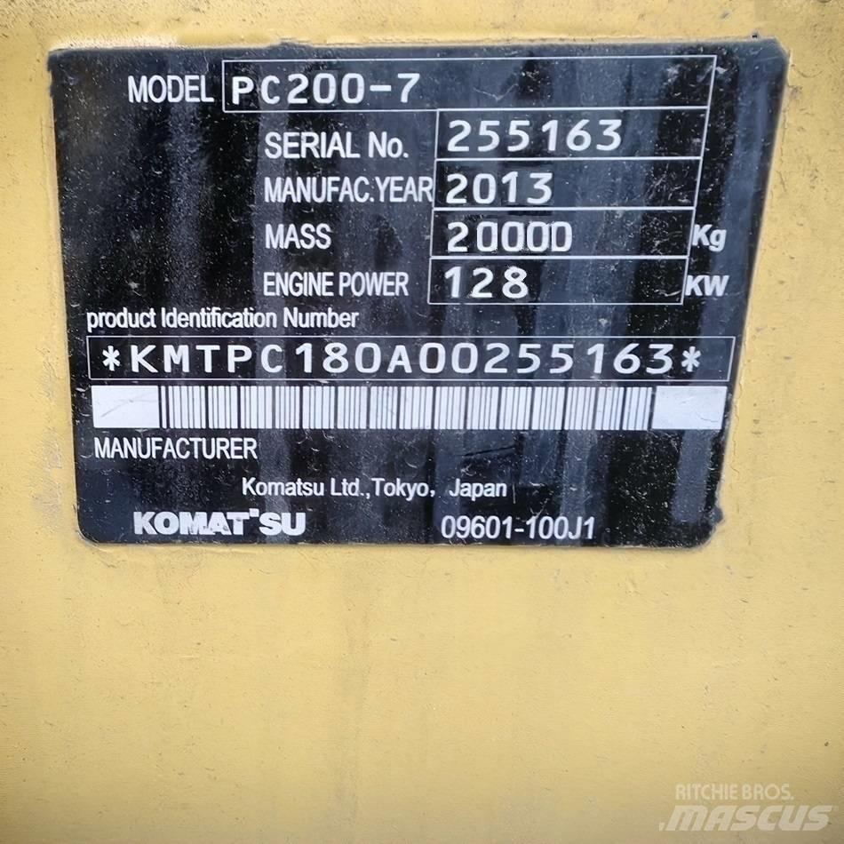 Komatsu PC 200-7 Paletli ekskavatörler