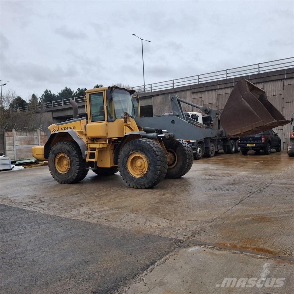 Volvo L 120 E Tekerlekli yükleyiciler