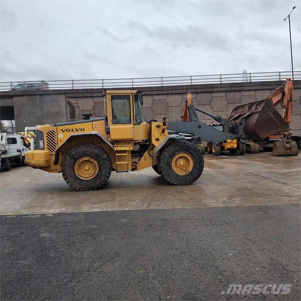 Volvo L 120 E Tekerlekli yükleyiciler