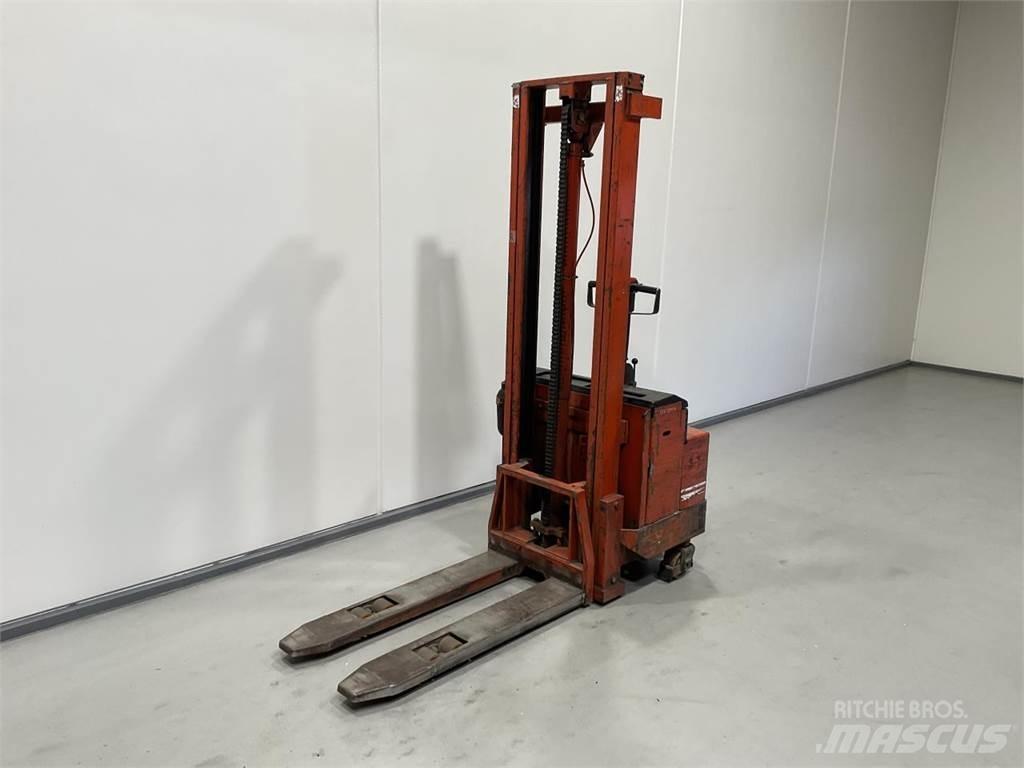BT LSV 1250 E/10 Akülü depo ekipmanları