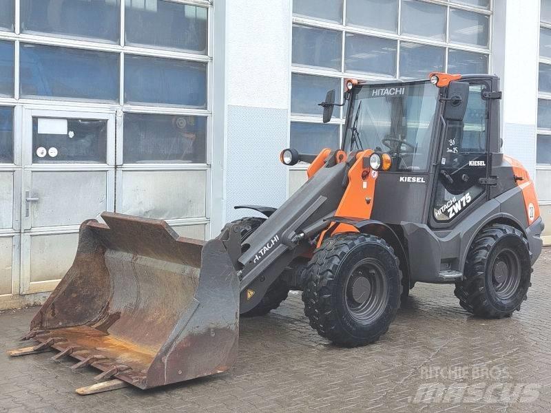 Hitachi ZW 75-6 Skid steer loderler
