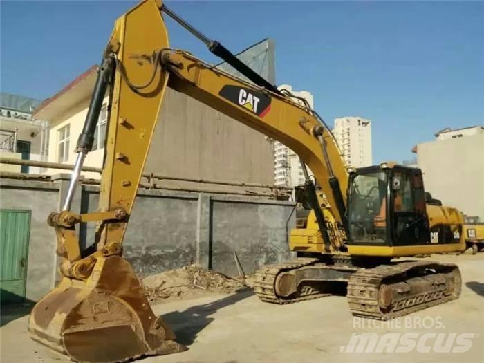 CAT 324 D2L Paletli ekskavatörler