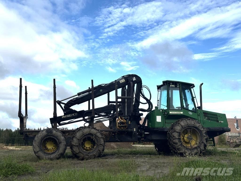 John Deere 1110 D Tomruk yükleyici traktörler