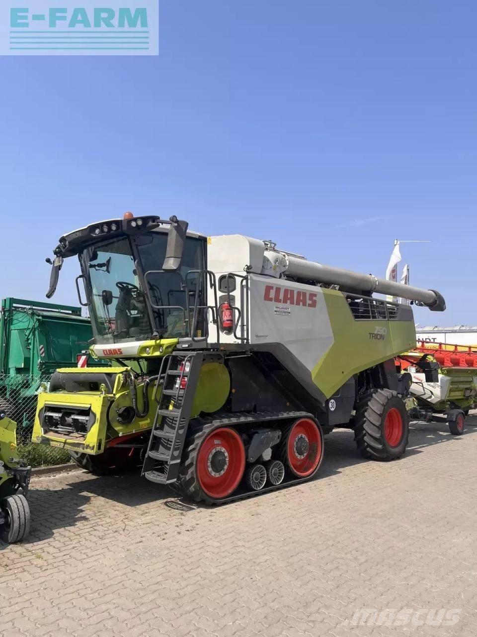 CLAAS trion 750 tt Biçerdöverler