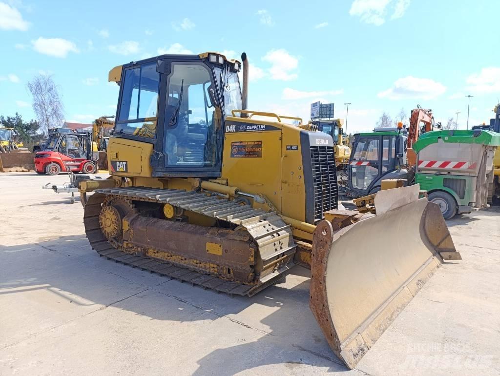 CAT D 4 K Paletli dozerler