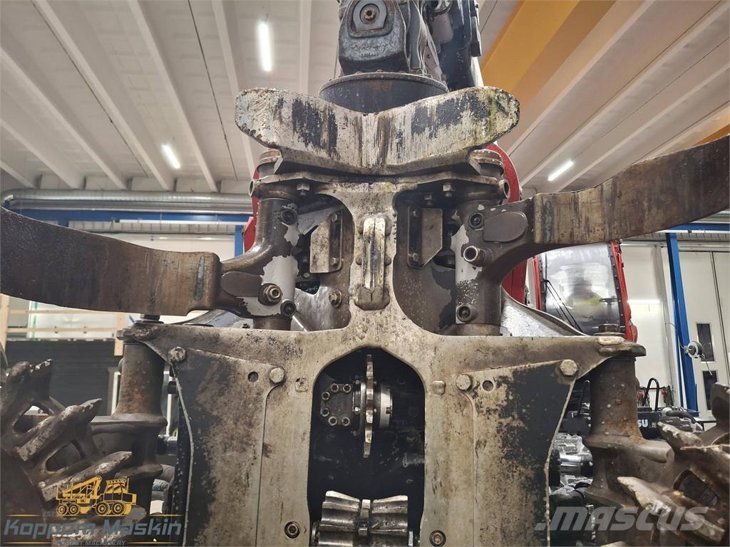 Komatsu C124 Agaç kesme robotlari