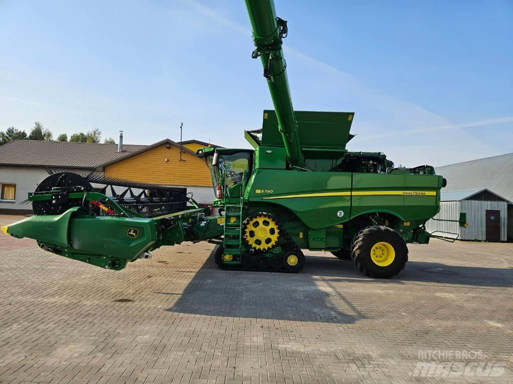 John Deere S790 Biçerdöverler