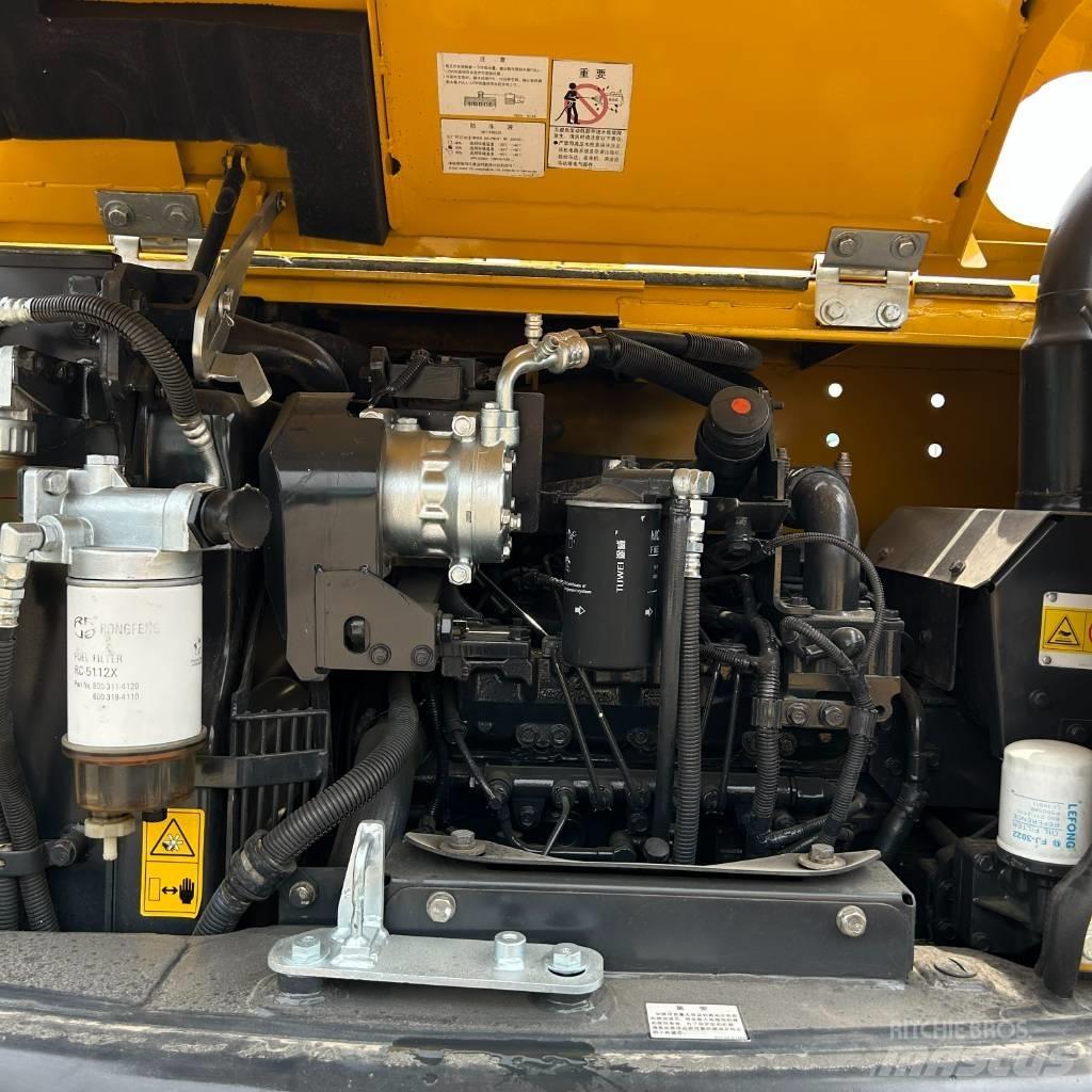 Komatsu 60-8 Paletli ekskavatörler
