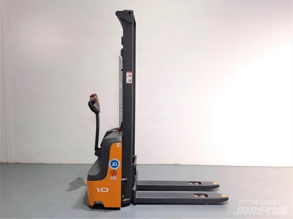 XEA 10 2S350 Yaya kumandali istif makinasi