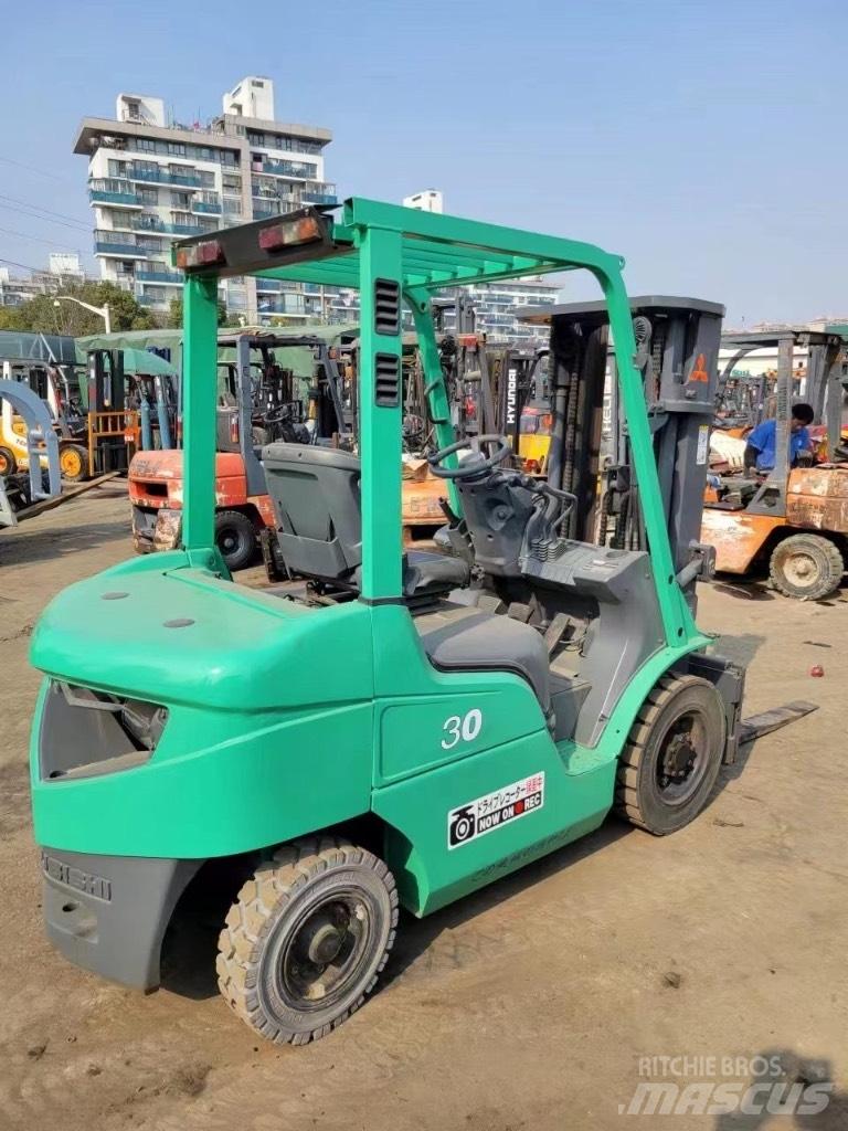 Mitsubishi FD30 Dizel forkliftler