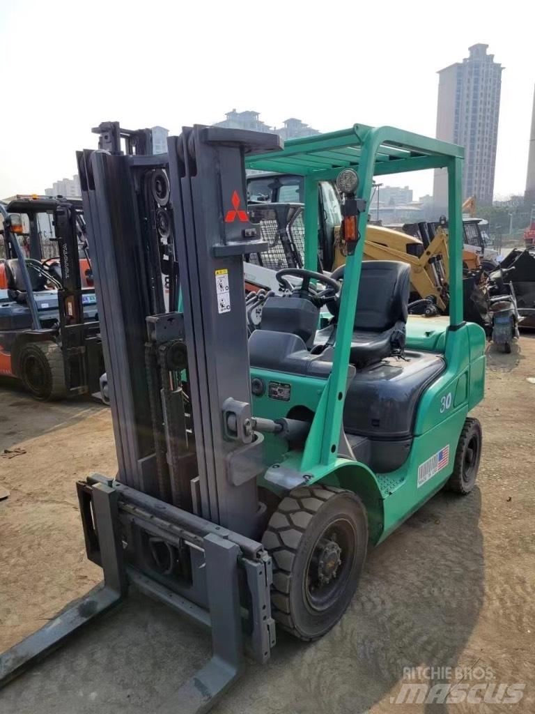 Mitsubishi FD30 Dizel forkliftler