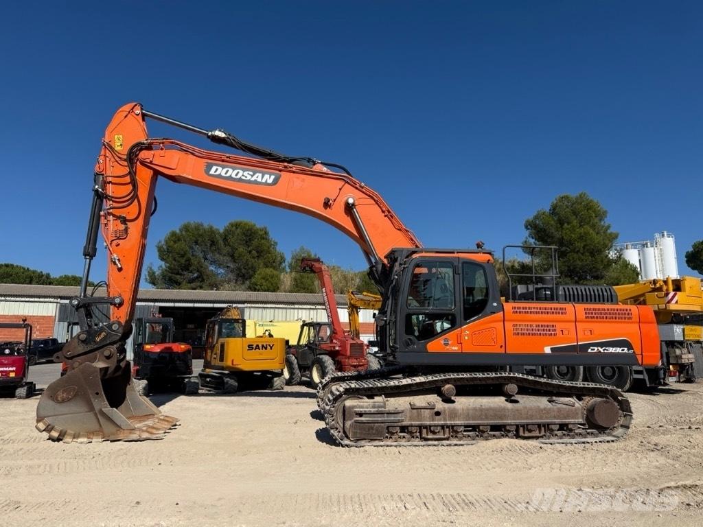 Doosan DX 380 LC Paletli ekskavatörler