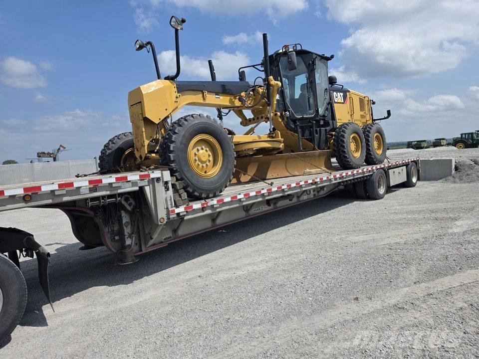 CAT 140 M 2 Greyderler