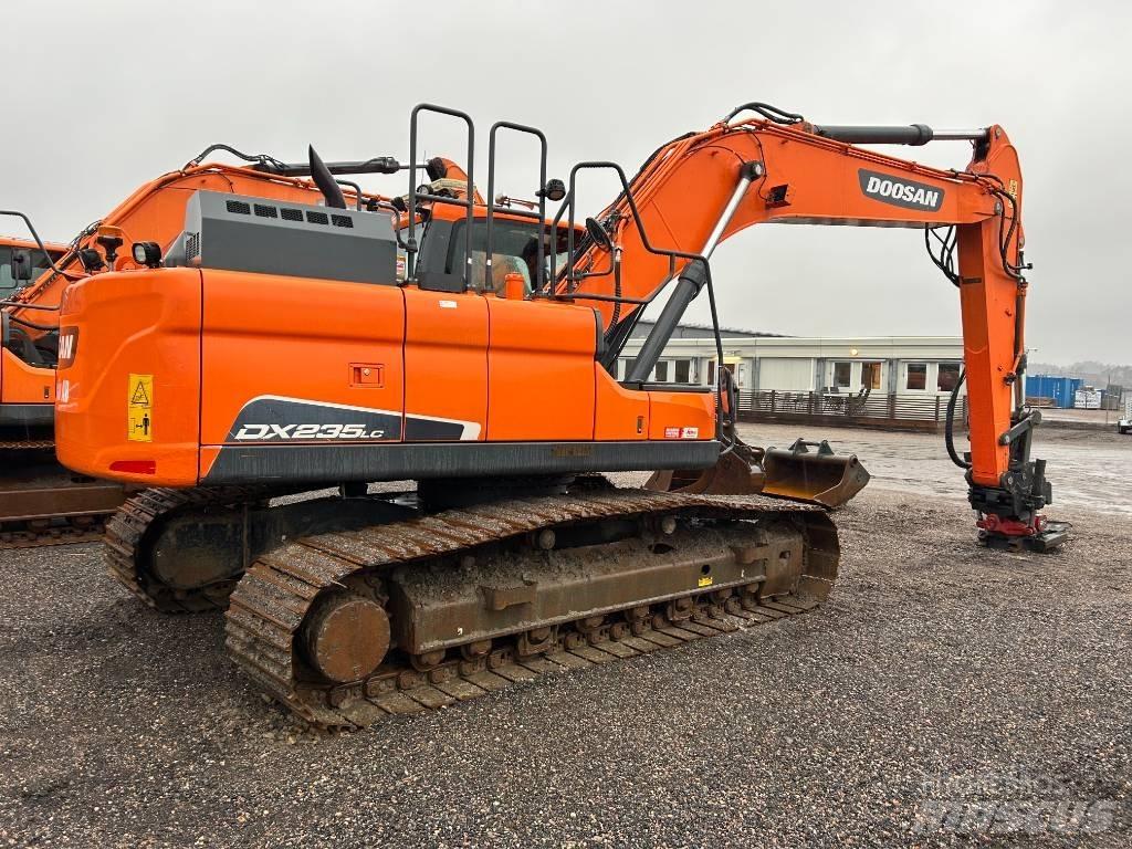 Doosan DX 235 LC-5 Paletli ekskavatörler