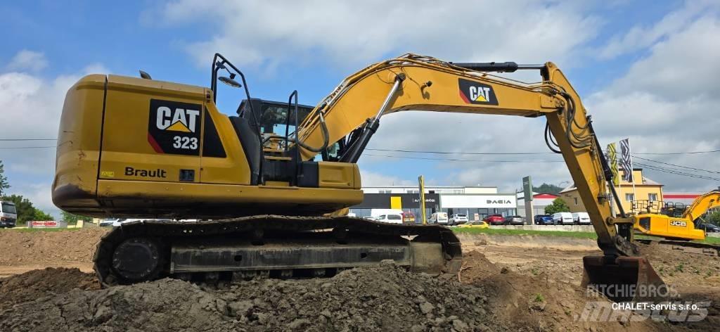 CAT 320 Paletli ekskavatörler