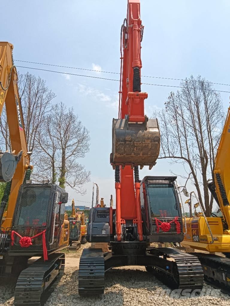 Hitachi ZX 240 Paletli ekskavatörler