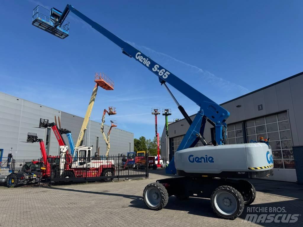 Genie S 65 Teleskopik personel platformları