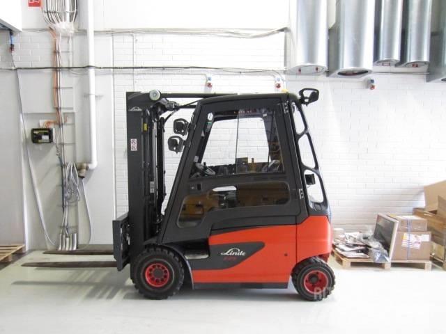 Linde E25 Elektrikli forkliftler