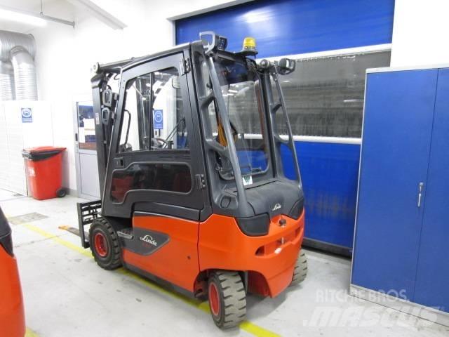 Linde E25 Elektrikli forkliftler