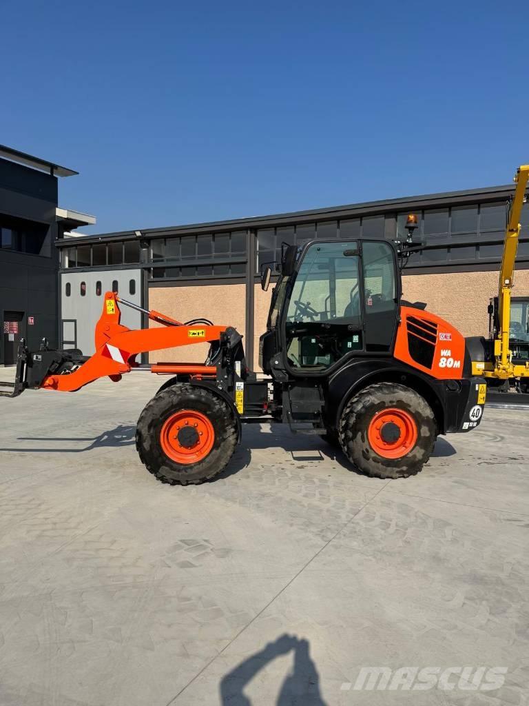 Komatsu WA 80 M-8 Tekerlekli yükleyiciler