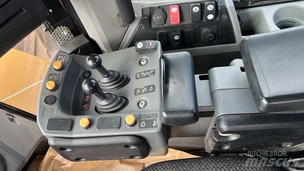 CAT 972 M Tekerlekli yükleyiciler