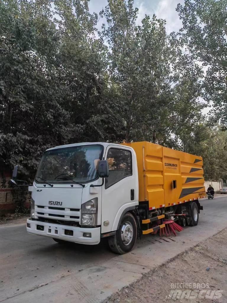 Isuzu ELF Süpürme kamyonları