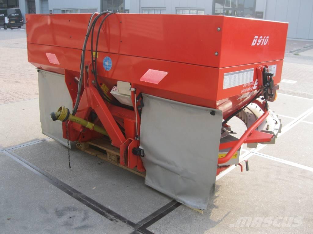 Rauch Axera 1102 M/W Mineral gübre dagiticilar