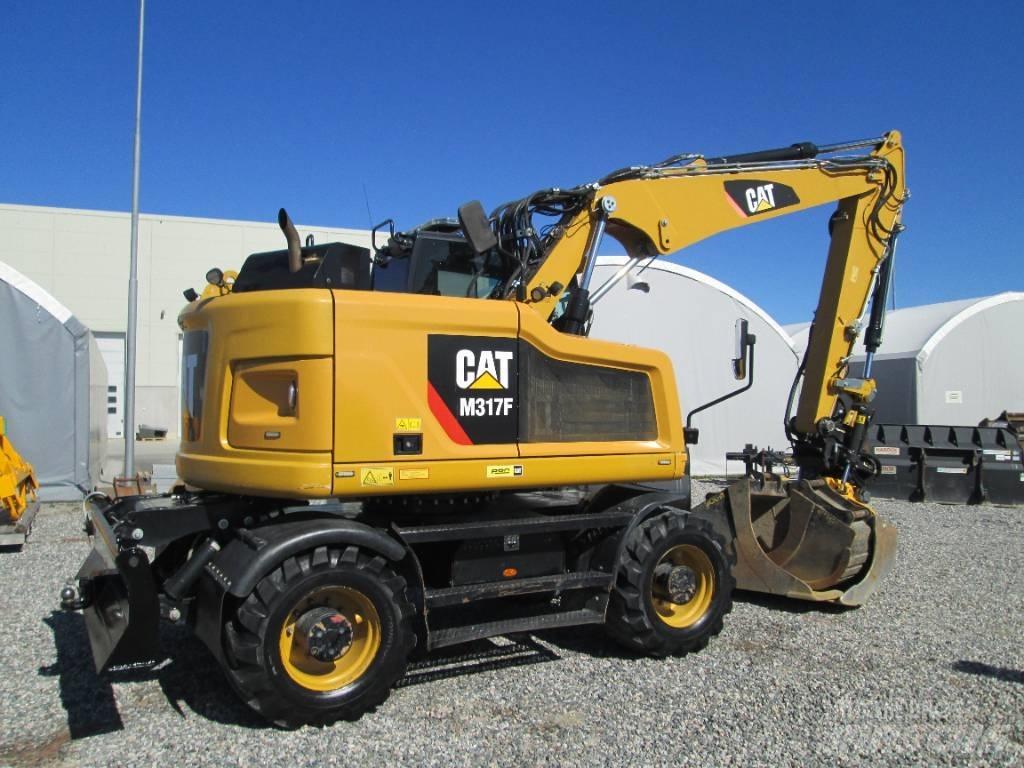 CAT M 317F Lastik tekerli ekskavatörler