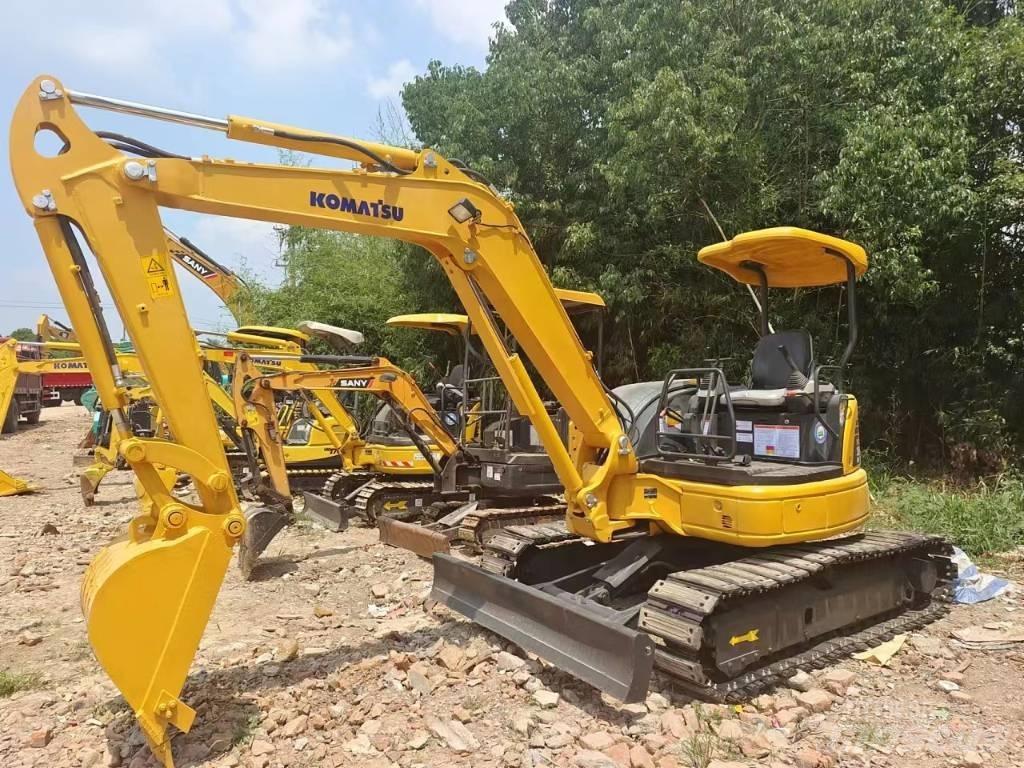 Komatsu PC35 Paletli ekskavatörler