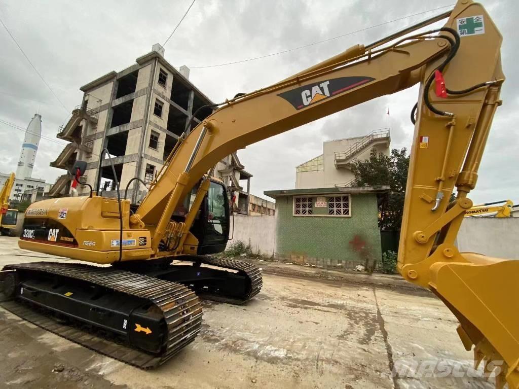 CAT 320 C L Paletli ekskavatörler